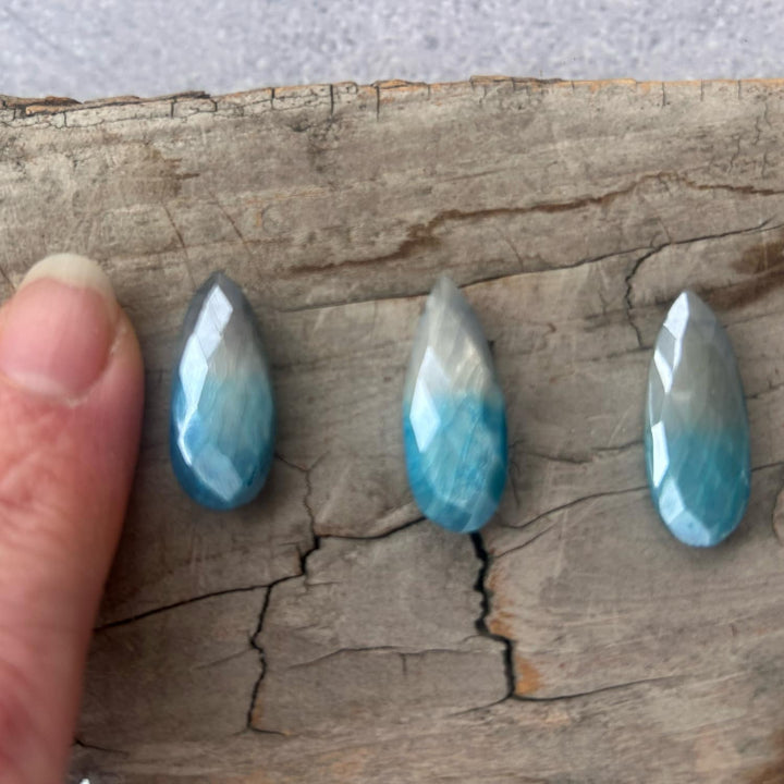 SILVER BLUE MOONSTONE NECKLACE