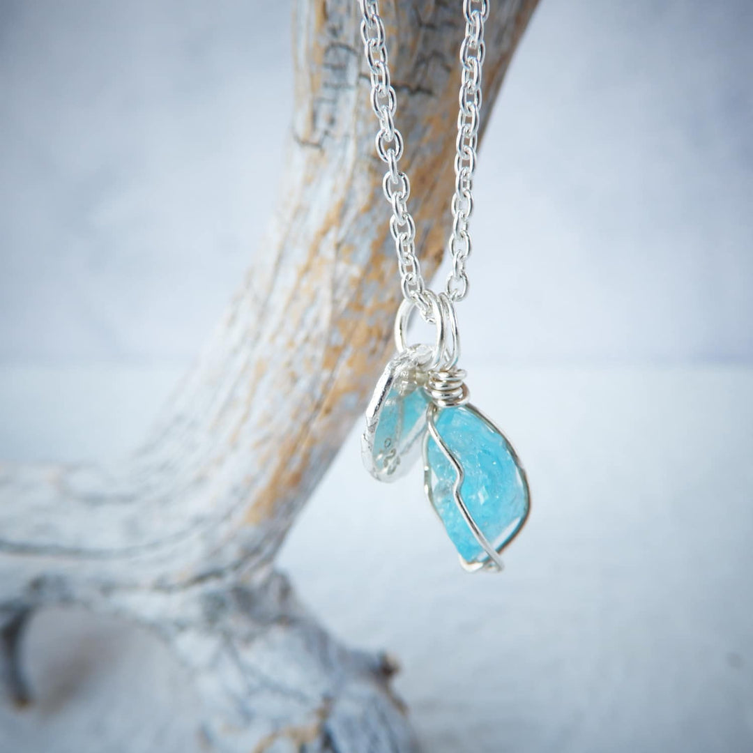 RAW APATITE NECKLACE
