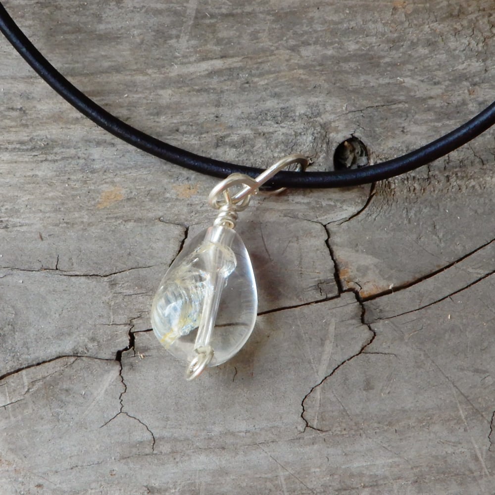 hematite crystal quartz stones