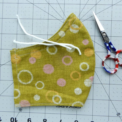 GUIDE | How To Adjust a Reusable Fabric Mask or Replace Elastic