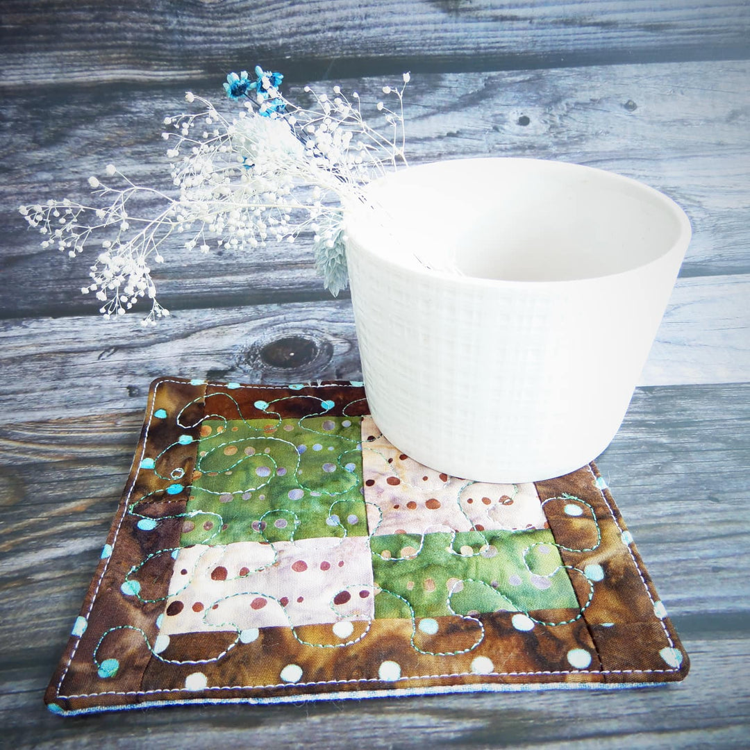 WATER SPLASH Mini Mug Rug