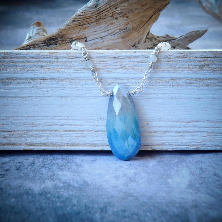 SILVER BLUE AND WHITE MOONSTONE NECKLACE