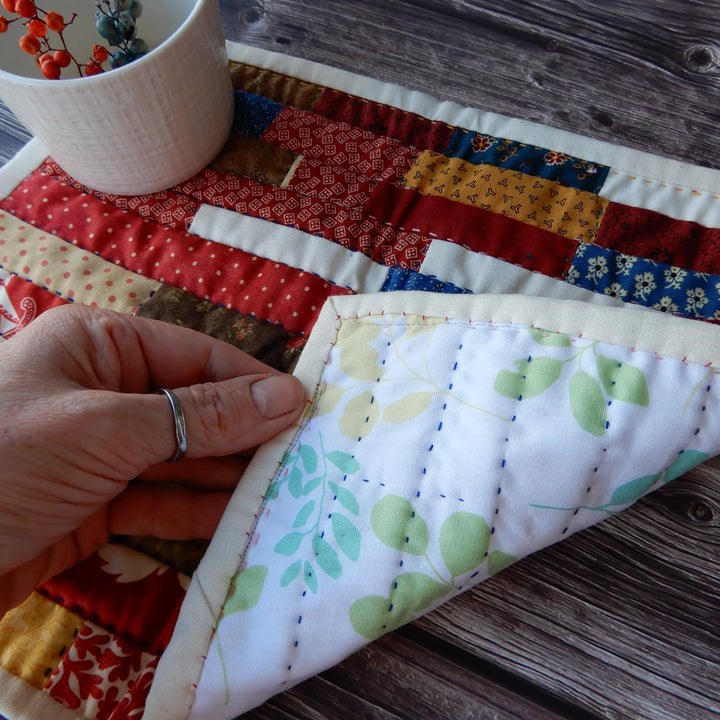 COZY COLORS MINI QUILT