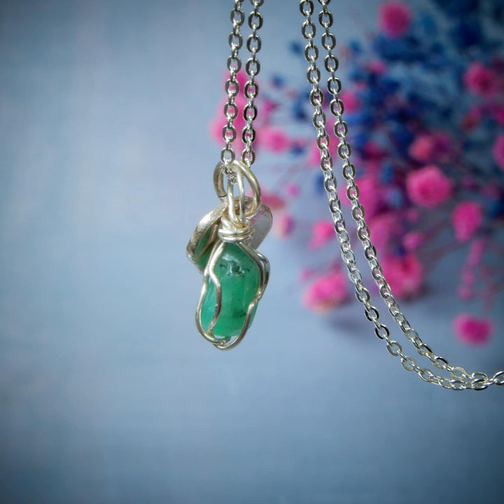 RAW EMERALD NECKLACE