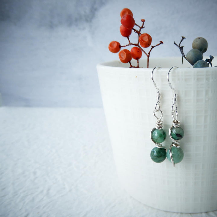SILVER EMERALD EARRINGS