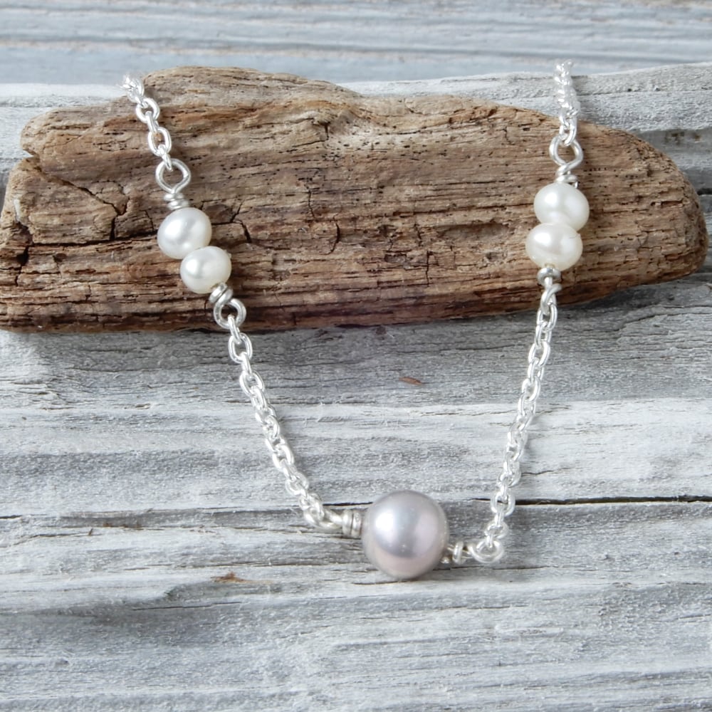 silver and pearl chain bracelet